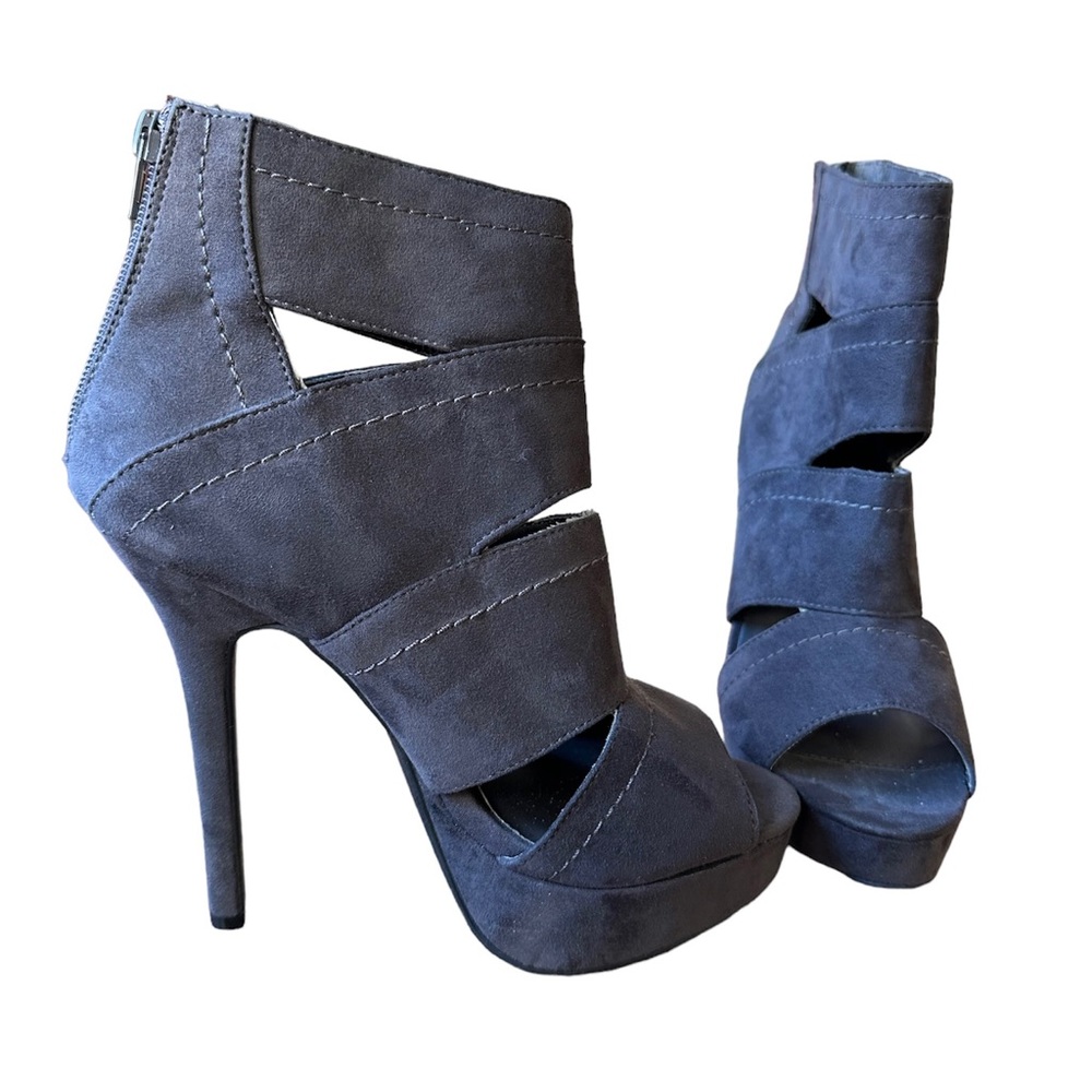 Forever 21 vegan🌱 suede Open toe Heels size 7.5